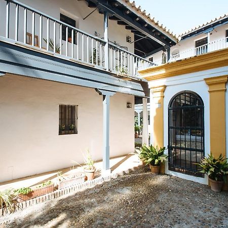 Aitana'S Retreat With Charming Garden Lejlighed Sevilla Eksteriør billede