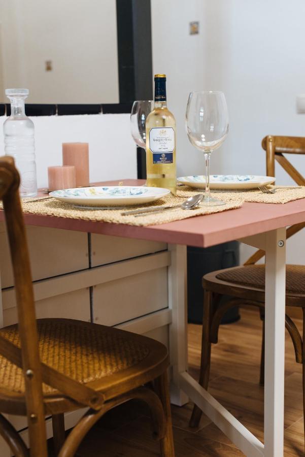 Aitana'S Retreat With Charming Garden Lejlighed Sevilla Eksteriør billede