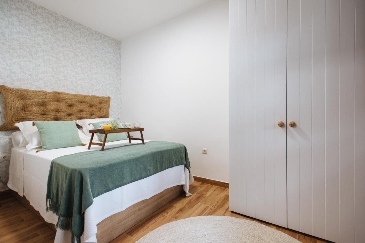 Aitana'S Retreat With Charming Garden Lejlighed Sevilla Eksteriør billede