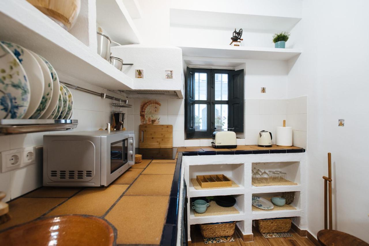 Aitana'S Retreat With Charming Garden Lejlighed Sevilla Eksteriør billede